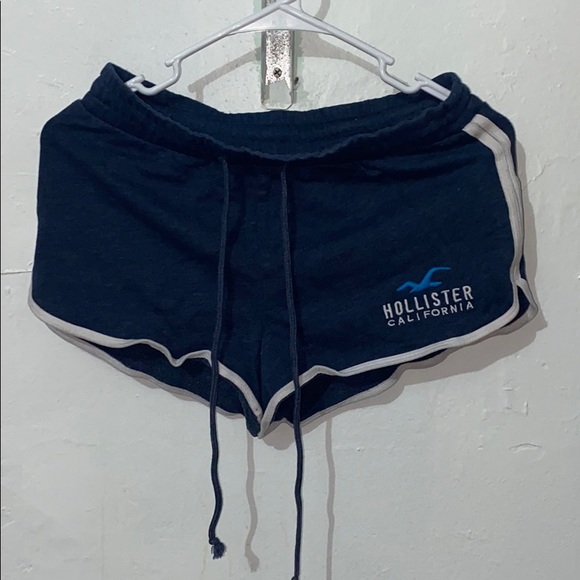 Shorts - Picture 1 of 2